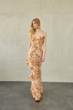 Sorelle Open Back Dress Peach Floral - Image 3