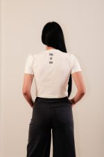 Cropped T-Shirt Ecru - Image 3