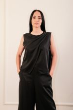 Top Black